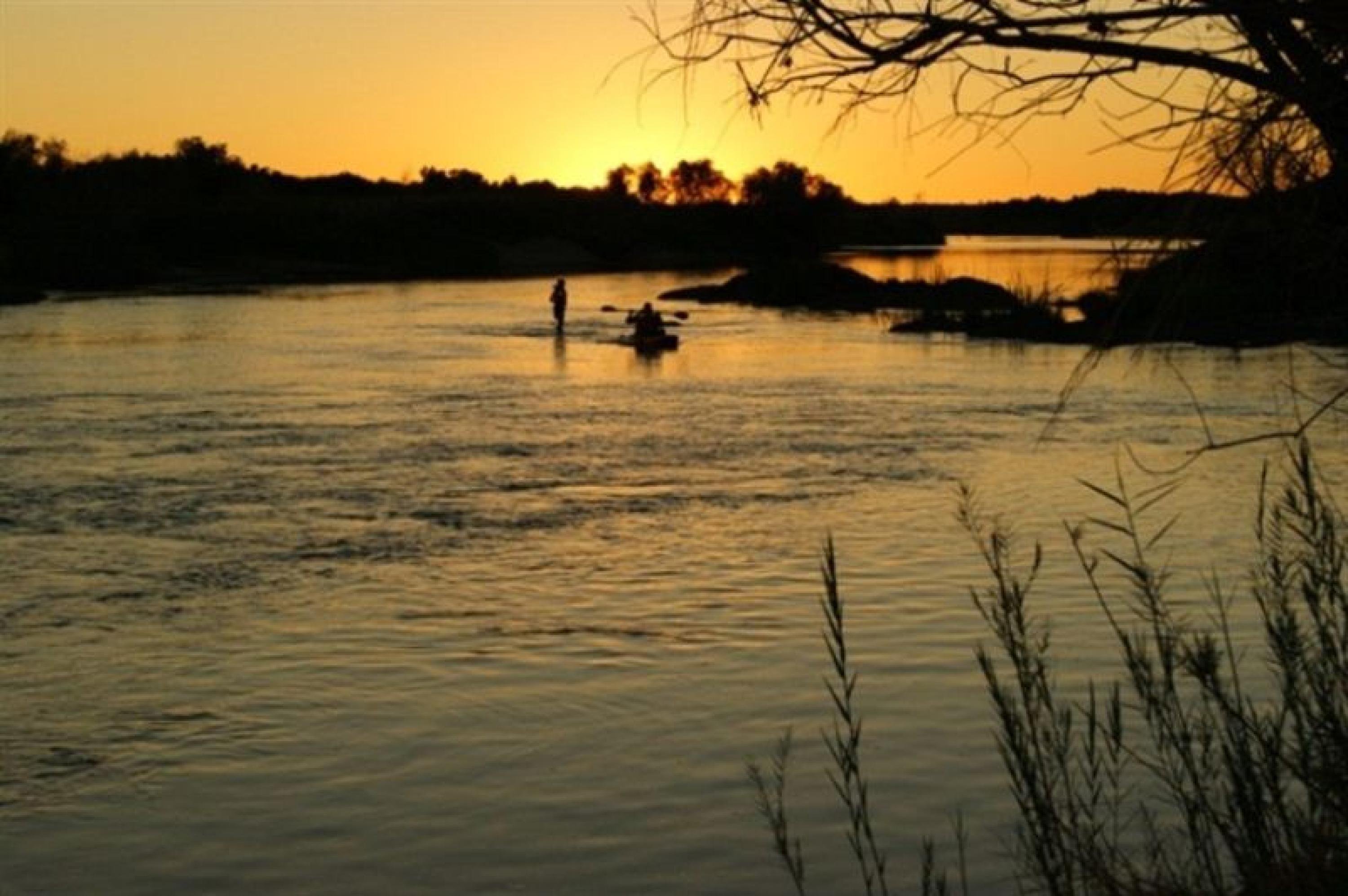 Kheis Riverside Lodge cover photo